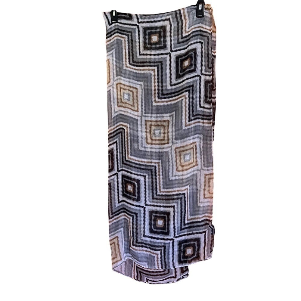*FREE‎ with bundle! Charming Charlie Zigzag Pattern Scarf